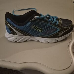 Fila Womens Black and Blue Sneakers